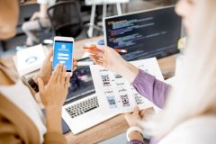 探寻蓝海:开发定制APP如何精准锚定产品方向?- 专业APP开发公司助您成功 探寻蓝海:开发定制APP如何精准锚定产品方向?- 专业APP开发公司助您成功