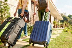 民宿预订系统APP制作开发:功能解析、定制流程与成功秘诀 民宿预订系统APP制作开发:功能解析、定制流程与成功秘诀